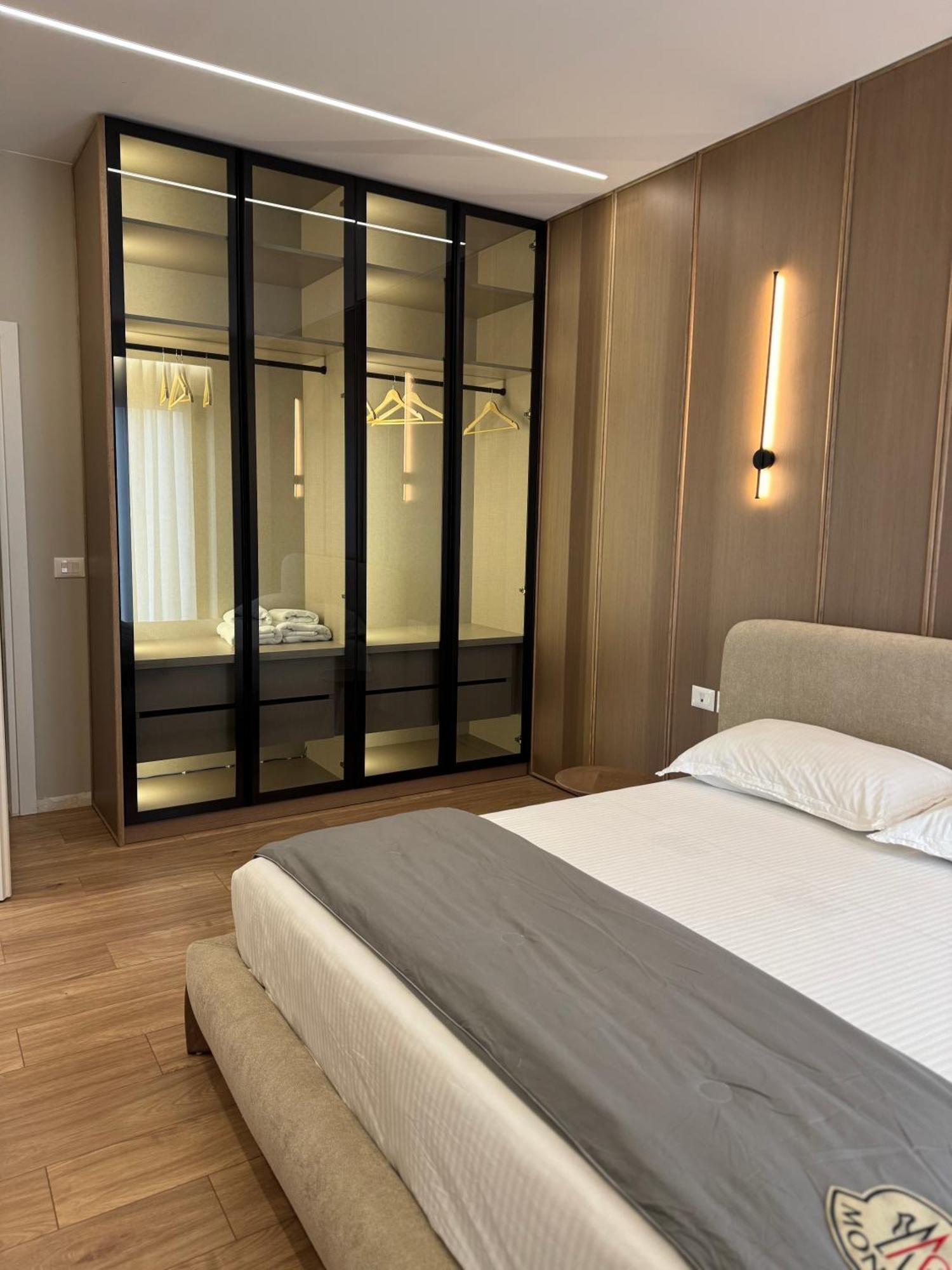 Square Inn Garden Aparthotel Tirana Exterior photo